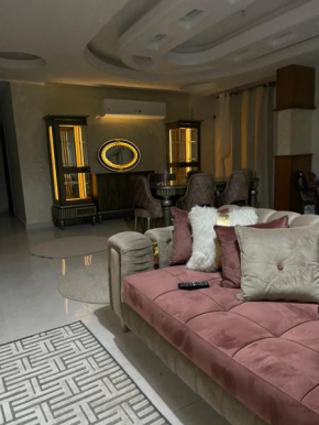 La Royal Elite Five Stars- Jasmine 6 - New Cairo